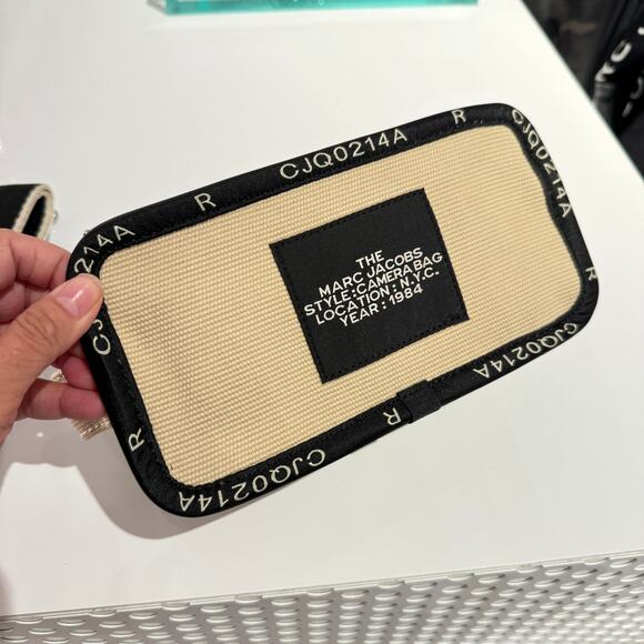 Marc Jacobs The Jacquard Camera bag M0017028 - Picture 10 of 16